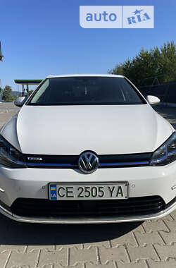 Volkswagen e-Golf  2018