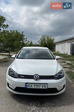 Volkswagen e-Golf  2014