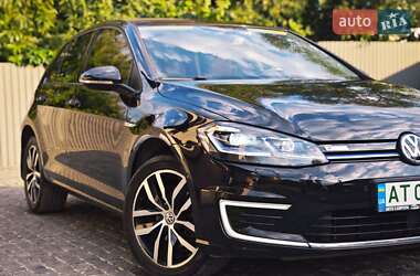 Volkswagen e-Golf  2019