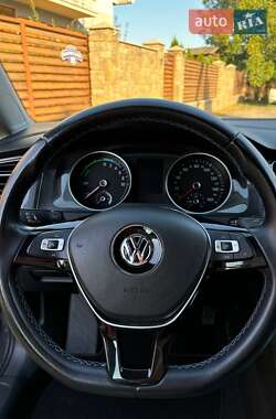 Volkswagen e-Golf 2020