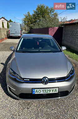 Volkswagen e-Golf  2018
