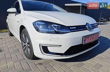 Volkswagen e-Golf  2017