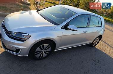 Volkswagen e-Golf  2016