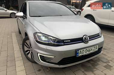 Volkswagen e-Golf  2018