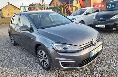 Volkswagen e-Golf  2017