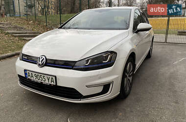 Volkswagen e-Golf  2016