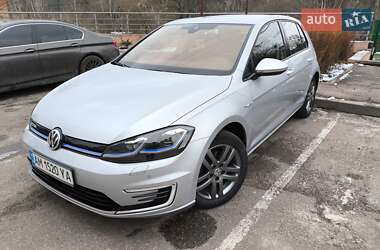 Volkswagen e-Golf  2019