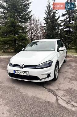 Volkswagen e-Golf  2017