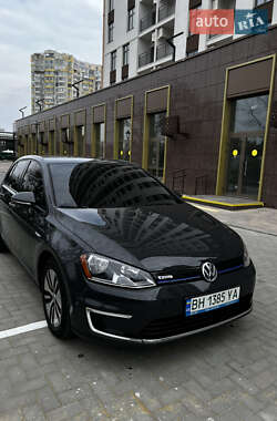 Volkswagen e-Golf  2016
