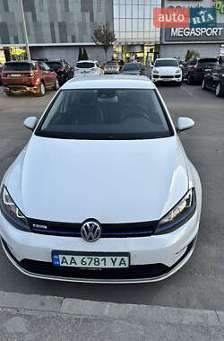 Volkswagen e-Golf 2014