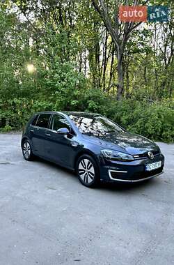 Volkswagen e-Golf  2020
