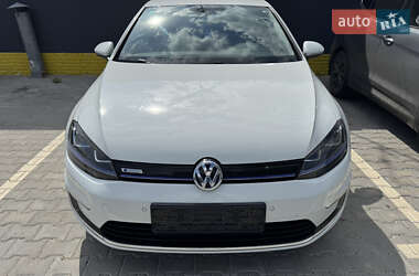 Volkswagen e-Golf  2016