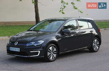 Volkswagen e-Golf  2020