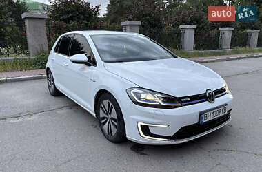 Volkswagen e-Golf  2017