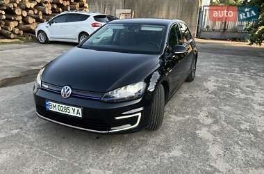 Volkswagen e-Golf  2014