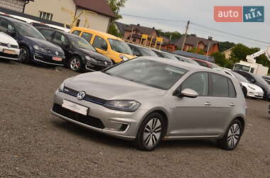 Volkswagen e-Golf  2016