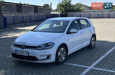 Volkswagen e-Golf  2018