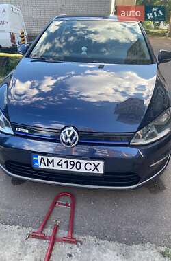 Volkswagen e-Golf  2016