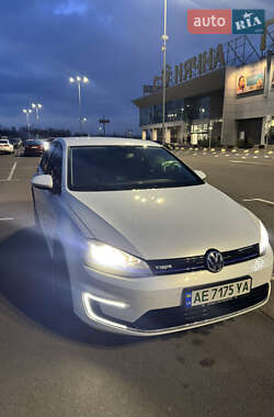 Volkswagen e-Golf  2014