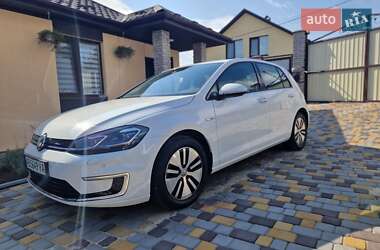 Volkswagen e-Golf  2018