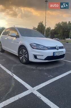 Volkswagen e-Golf  2018