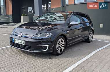 Volkswagen e-Golf  2015