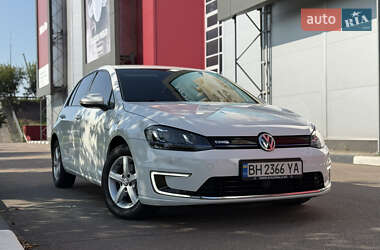 Volkswagen e-Golf  2014