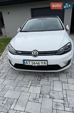 Volkswagen e-Golf  2019