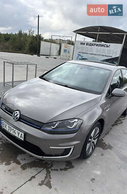 Volkswagen e-Golf  2014