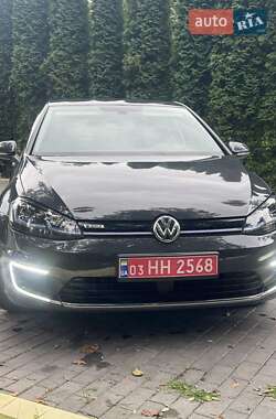Volkswagen e-Golf  2020