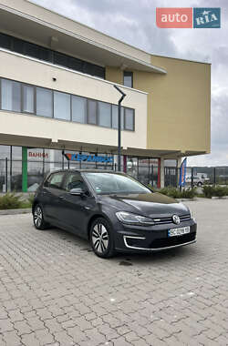Volkswagen e-Golf  2020