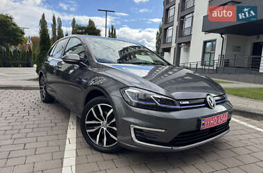 Volkswagen e-Golf  2020