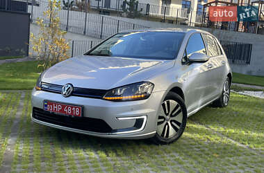 Volkswagen e-Golf  2015