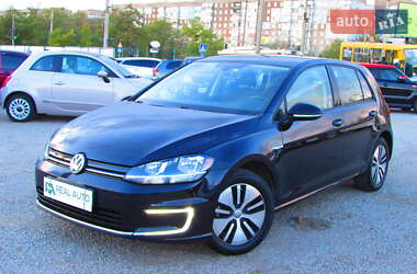 Volkswagen e-Golf  2018