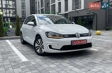 Volkswagen e-Golf 2015