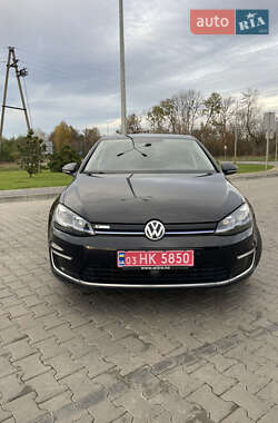 Volkswagen e-Golf  2018