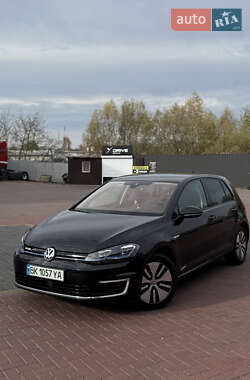 Volkswagen e-Golf 2017