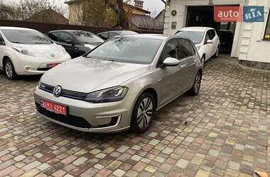 Volkswagen e-Golf 2015