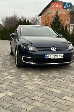 Volkswagen e-Golf 2015