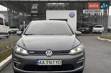 Volkswagen e-Golf  2017