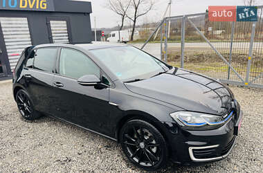 Volkswagen e-Golf  2019