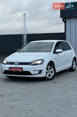 Volkswagen e-Golf 2015