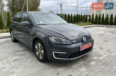 Volkswagen e-Golf 2015