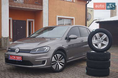 Volkswagen e-Golf  2015