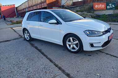 Volkswagen e-Golf  2014