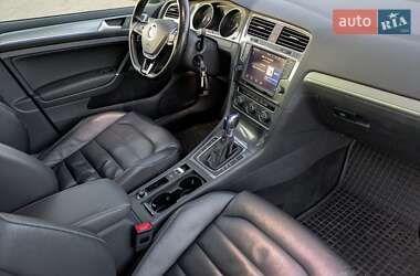 Volkswagen e-Golf  2014