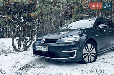 Volkswagen e-Golf  2020
