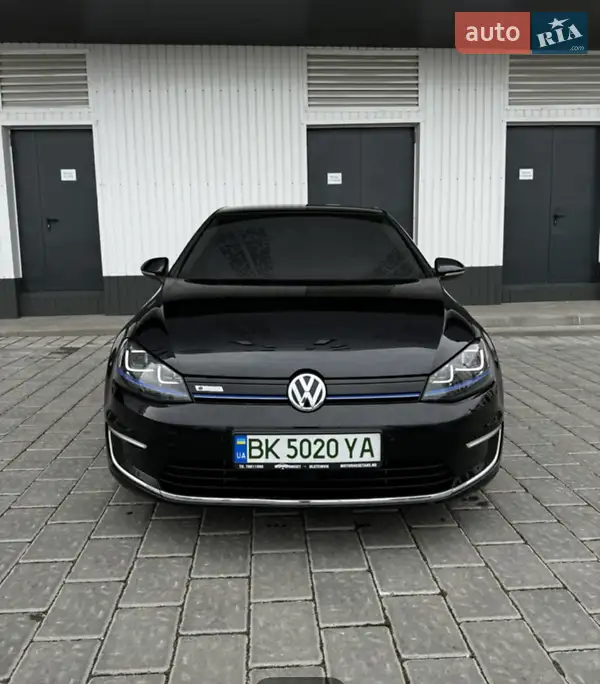 Volkswagen e-Golf 2014