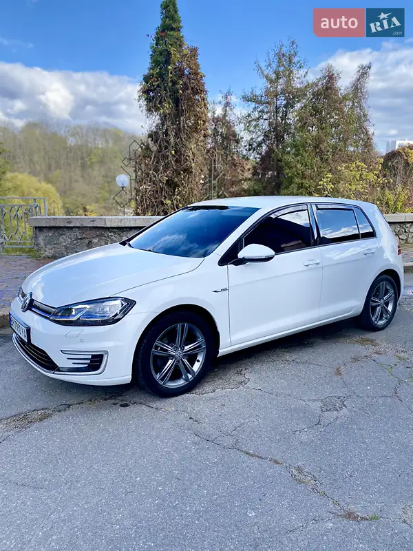 Volkswagen e-Golf