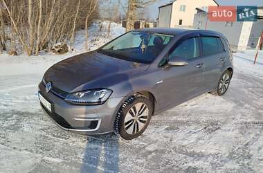 Volkswagen e-Golf 2015